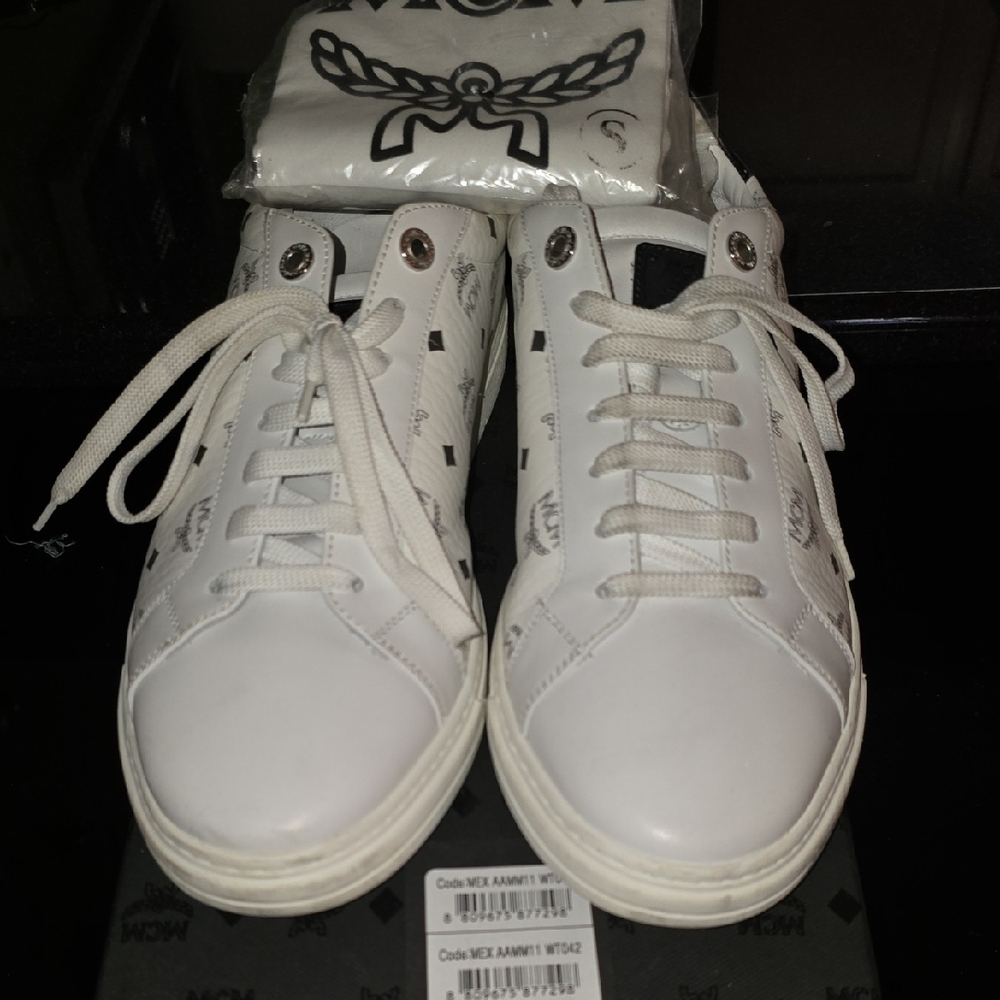 MCM White Logo-Embellished Sneakers